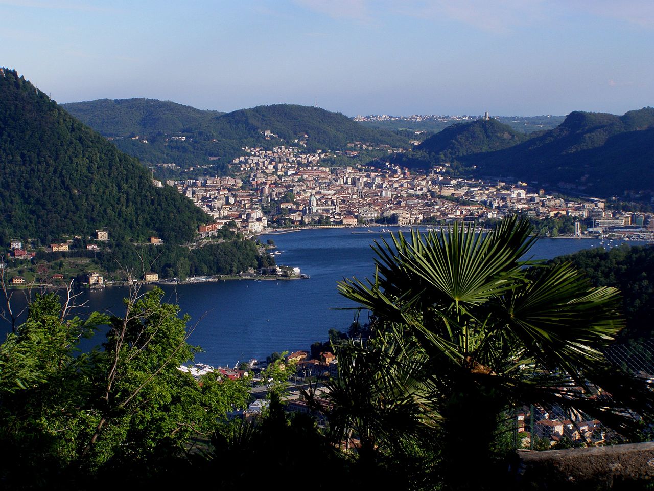 View of the Como Lake