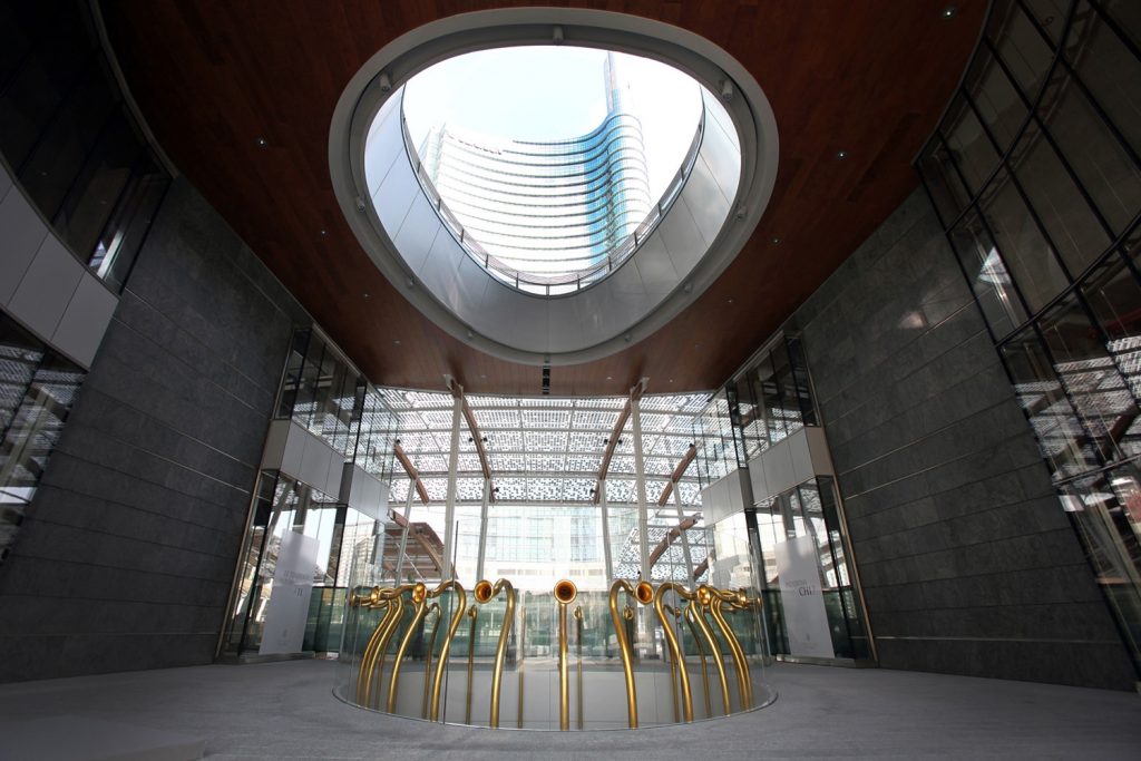 Trumpets, artistic installation by Alberto Garutti, Gae Aulenti sq.